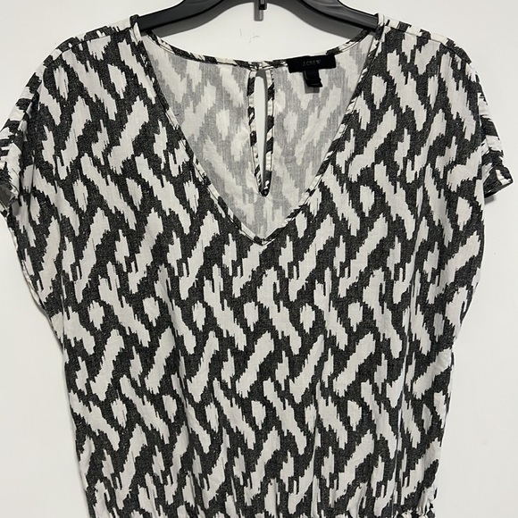 J Crew V Neck Romper with Tie Black and White Size Small - Picture 2 of 10